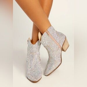 🪩NIB MATISSE HARLOW BOOTIE🪩